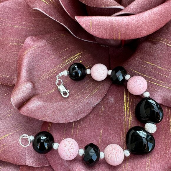 Hand Made Bracelet by Anwen - Picture 13 of 16